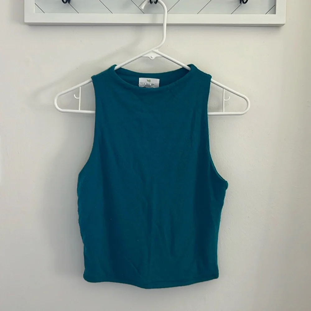 Turquoise Tank Top - Picture 1 of 3